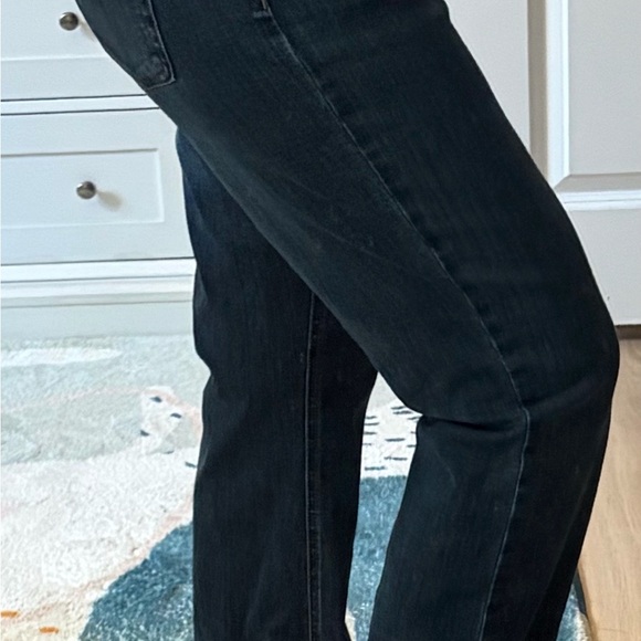 LL Bean Women’s BeanFlex Jeans, Mid-Rise Bootcut - Picture 4 of 10